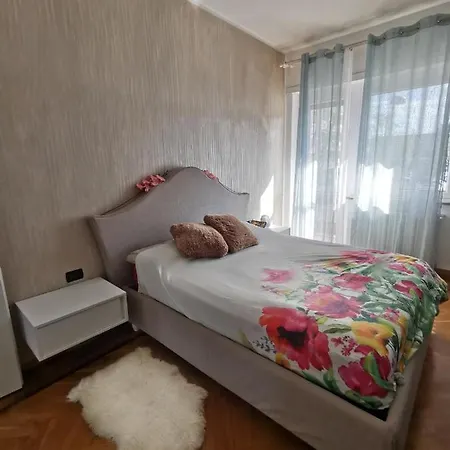 Modern Spacious Well Connected Apartment * Torino