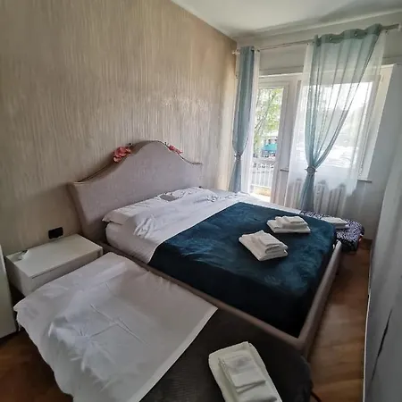 Modern Spacious Well Connected Apartment